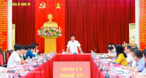 Đồng chí Thái Thanh Quý, Ủy viên TW Đảng, Bí thư Tỉnh ủy, Trưởng đoàn ĐBQH, Chủ tịch HĐND tỉnh, Trưởng Ban chỉ đạo chủ trì hội nghị.