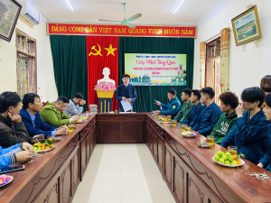đồng chí Phạm Ngọc Duyên, Chủ tịch UBND - Chủ tịch HĐNVQS xã tham gia buổi gặp mặt