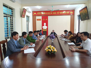Đồng chí Dương Đình Chỉnh, TUV - Bí thư huyện uỷ Nghi Lộc, kiểm tra công tác triển khai các nội dung kế hoạch tổ chức lễ kỷ niệm.